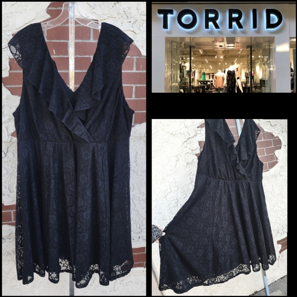 torrid Dresses & Skirts - 4 ( 4X ) Torrid Black Lace Sleeveless Empire Dress Cocktail Party Wedding
